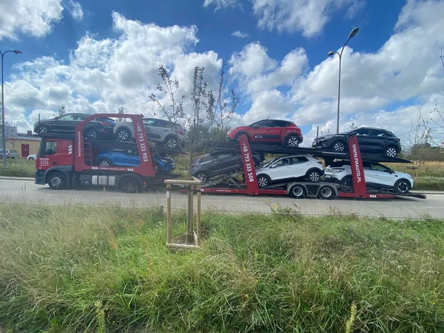 Nowe auta odebrane z portu